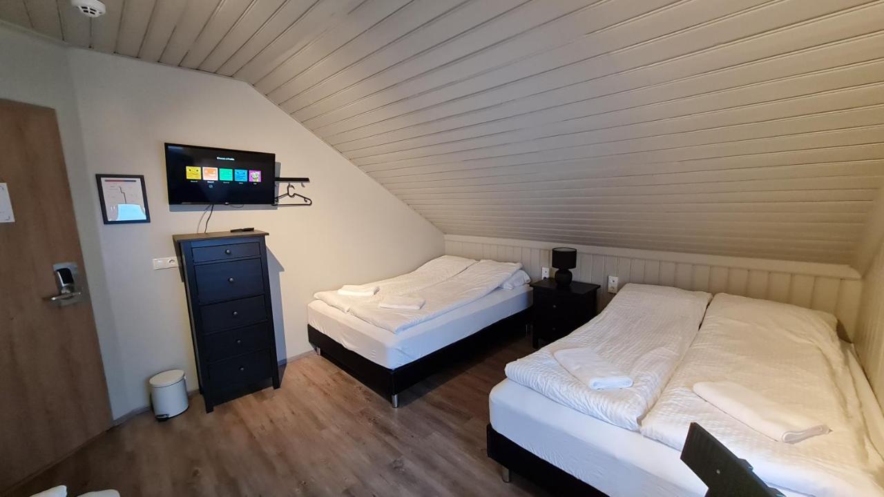 Lava Guesthouse Вестманеяр Екстериор снимка