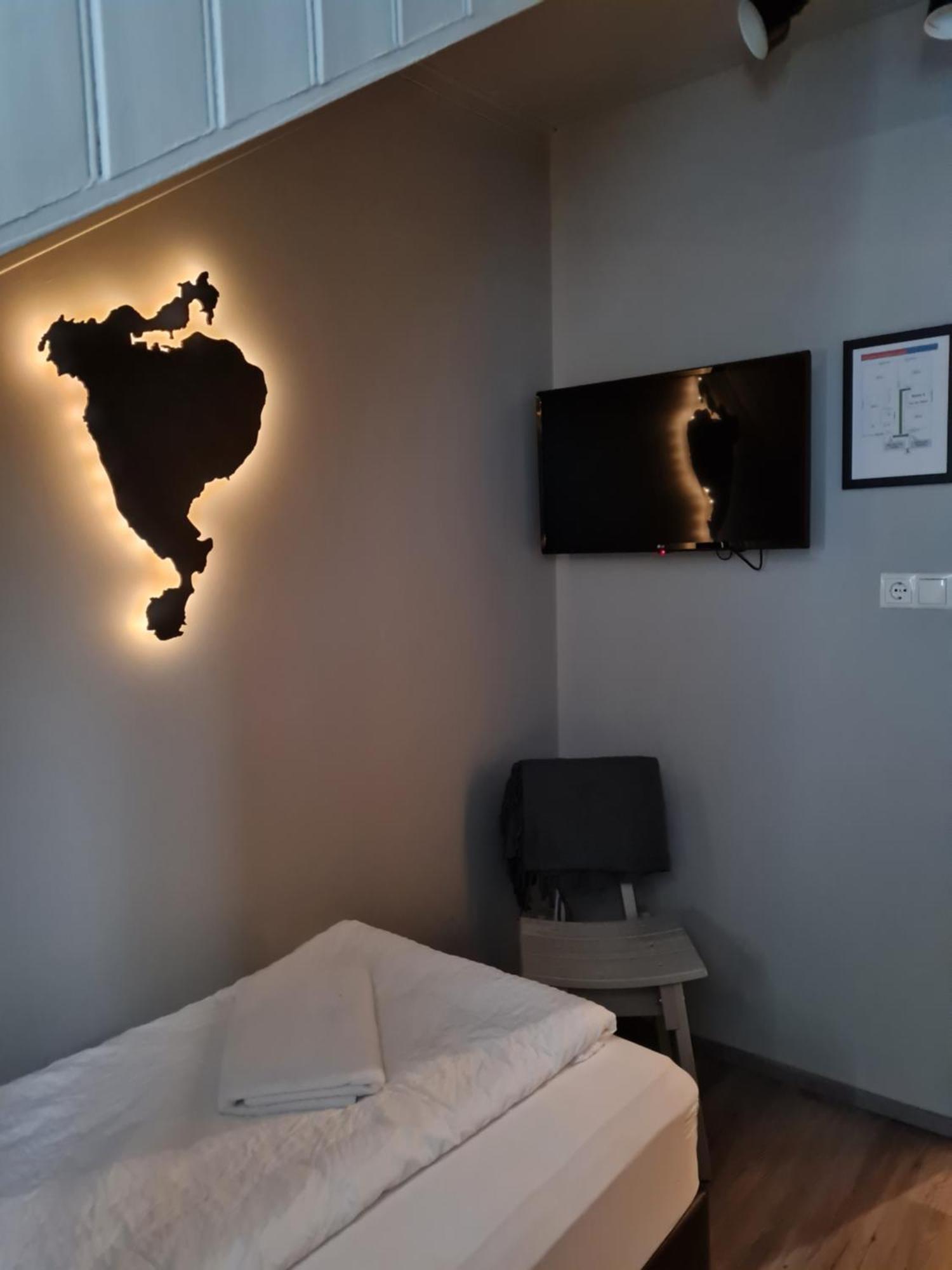 Lava Guesthouse Вестманеяр Екстериор снимка